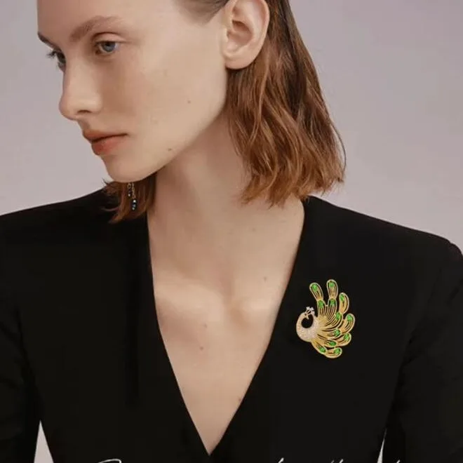 Exquisite Elegant Phoenix Rhinestone Brooch For Women Fashion Classic Animal Badges High-end Pins Accessories Gifts