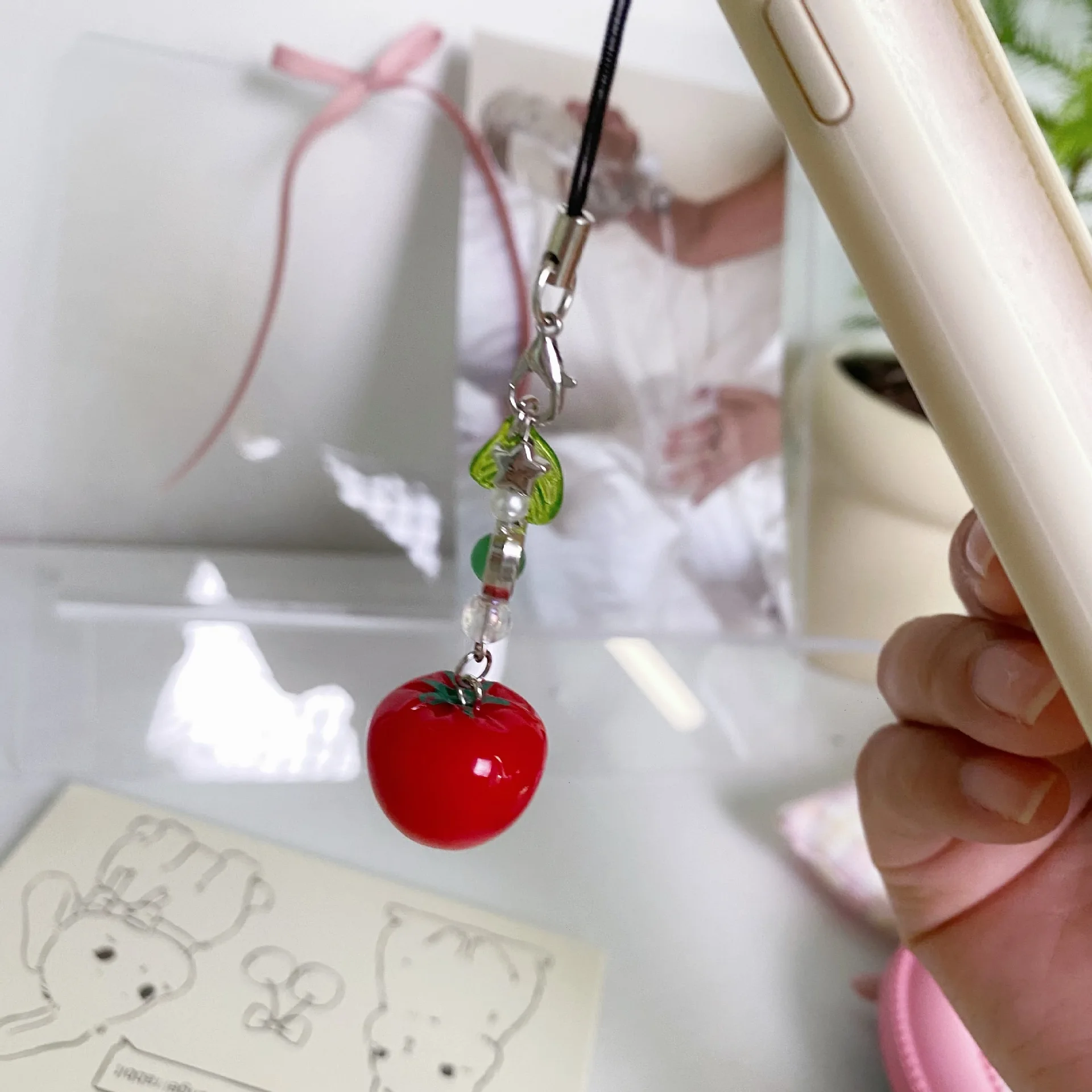 Fresh Tomato Phone Chain Cute Sweet Vegetable Keychain Ins Fruit Tomato Korean Pendant For Girl Kids Gifts Bag Car Accessory
