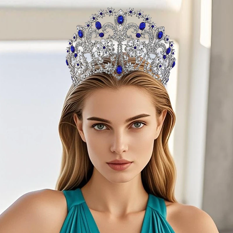 2025 New Levery Miss Universe Hair Crown Shining Rhinestone Tiara Large Bridal Wedding Party Big Tiaras Headpiece Accessories