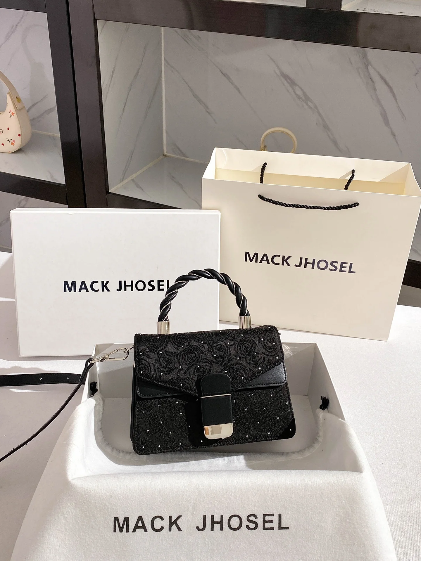 sac-a-main-de-luxe-mack-jhosel-incruste-de-diamants-sac-bandouliere-carre-tendance-ete-2026-sac-a-main-pour-femme-a-motif-geometrique
