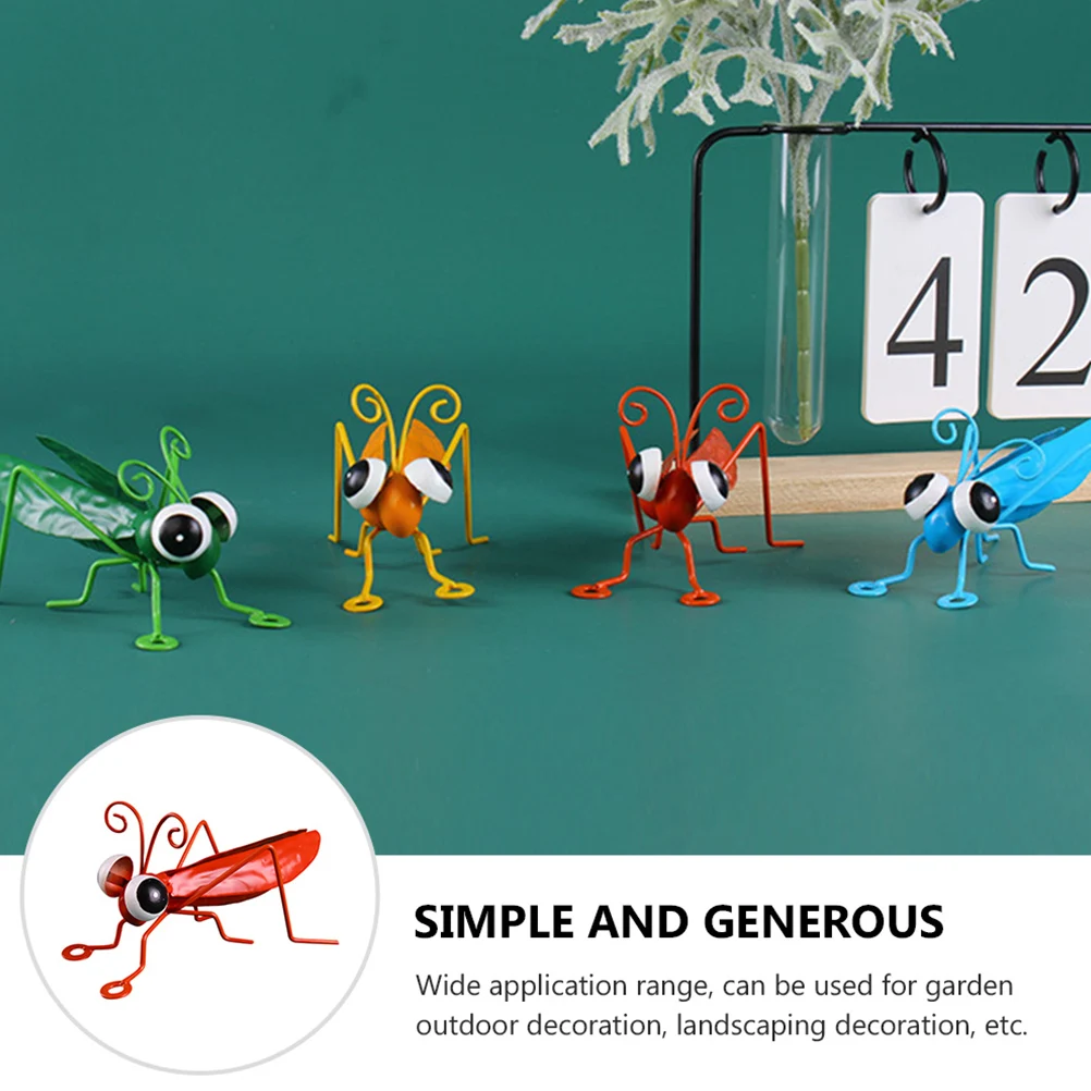 

2pcs Locust Shape Ornaments Iron Insect Decor Desktop Insect Shape Decoration Garden Statue Figurines Home Bedroom Decoration