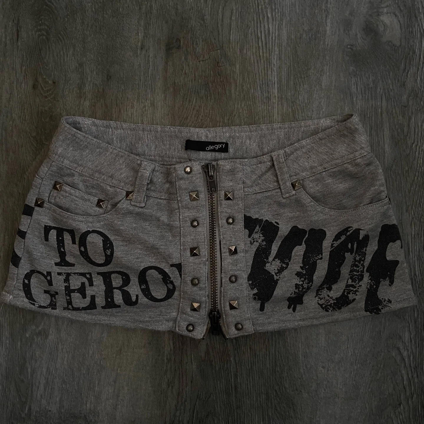 Y2K Harajuku Gothic print subculture new Korean Retro style versatile personality style High Street spicy girl graffiti shorts
