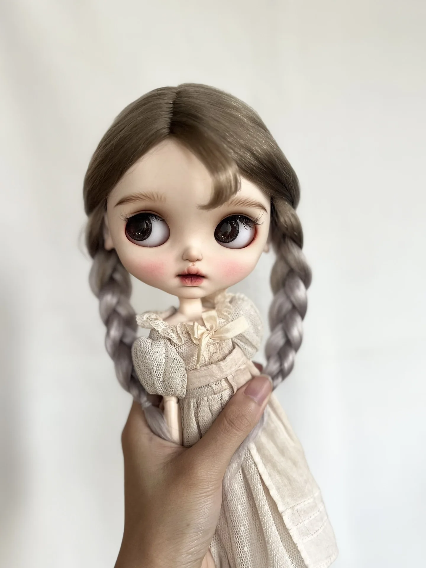 

Dula Doll Wigs for Blythe Qbaby Mohair Gradient long braids Wave rolls 9-10 inch head circumstance