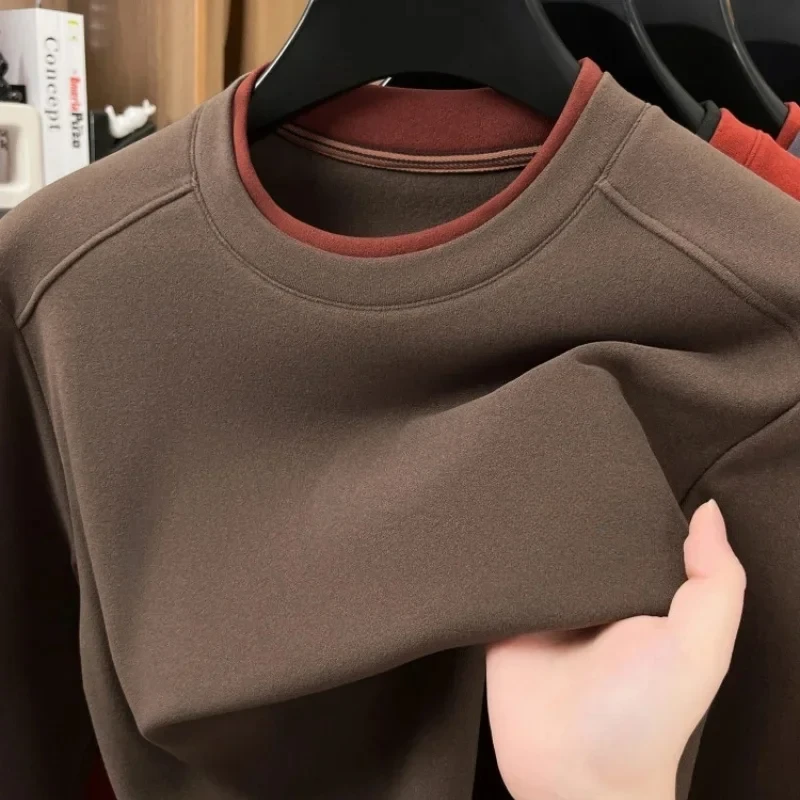 High quality velvet warm long sleeve T-shirt men's autumn new double-layer collar design fashion cute dog embroidery pullover