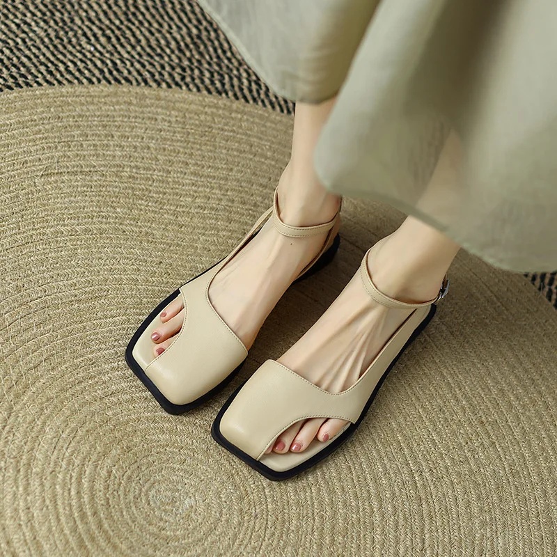 Flat Bottom Hollow Sandals Summer Retro Casual Square Head Solid Color Shoes Rome Elegant Buckle Slippers Sandalia Femininos