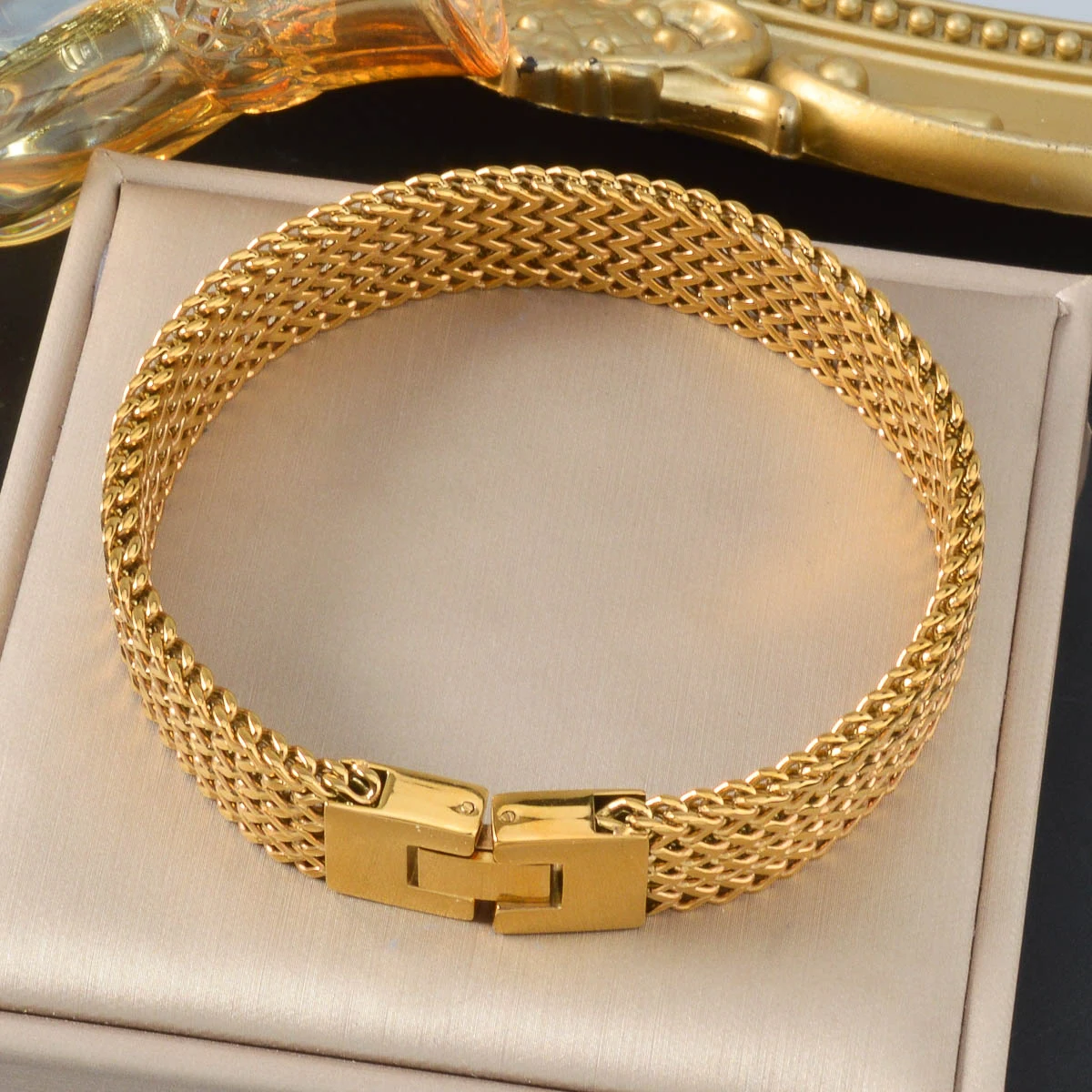 

Men Stainless Steel Wide Mesh Chain Bracelet Gold Plated Woven Pattern Bangle Luxury Italian Style Jewelry Gift Valentine's Day