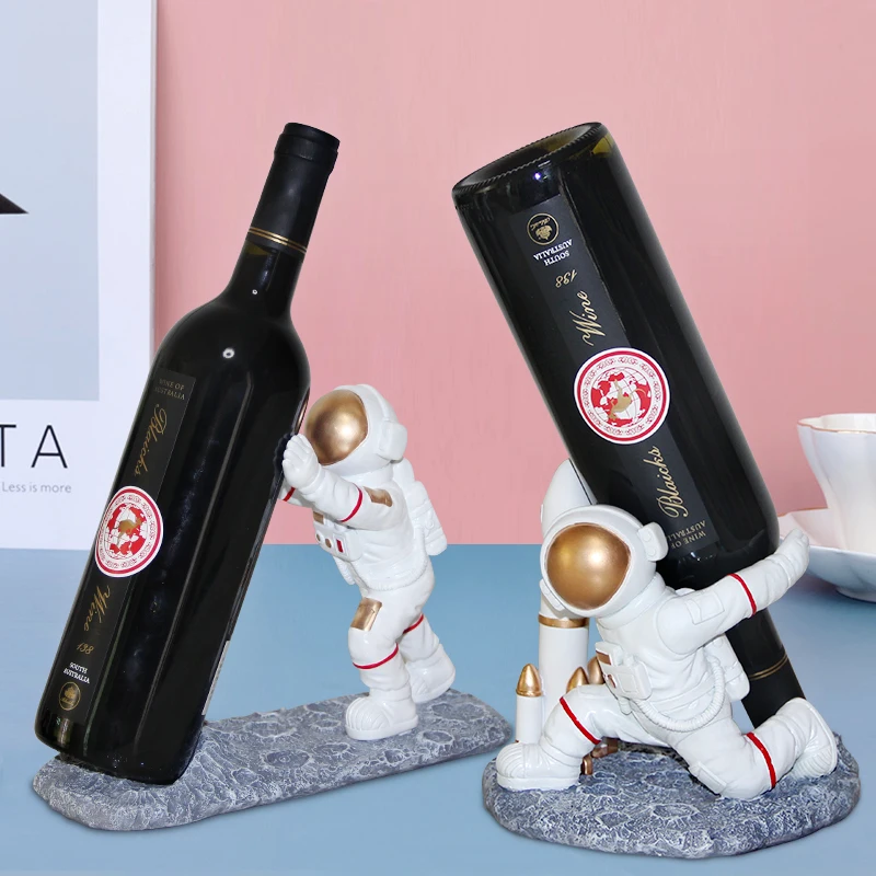 Astronaut's red wine rack upside down display rack Modern luxury new wine bottle rack Storage rack Home decoration