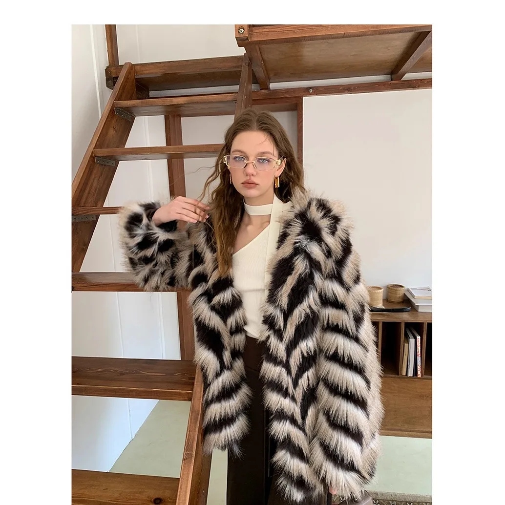 مزاجه النساء الشتاء سترة الفراء الاصطناعي اللون منعت أفخم الإناث تقليد معطف الفرو الشارع أنيق سيدة ايكو معطف الفرو #2