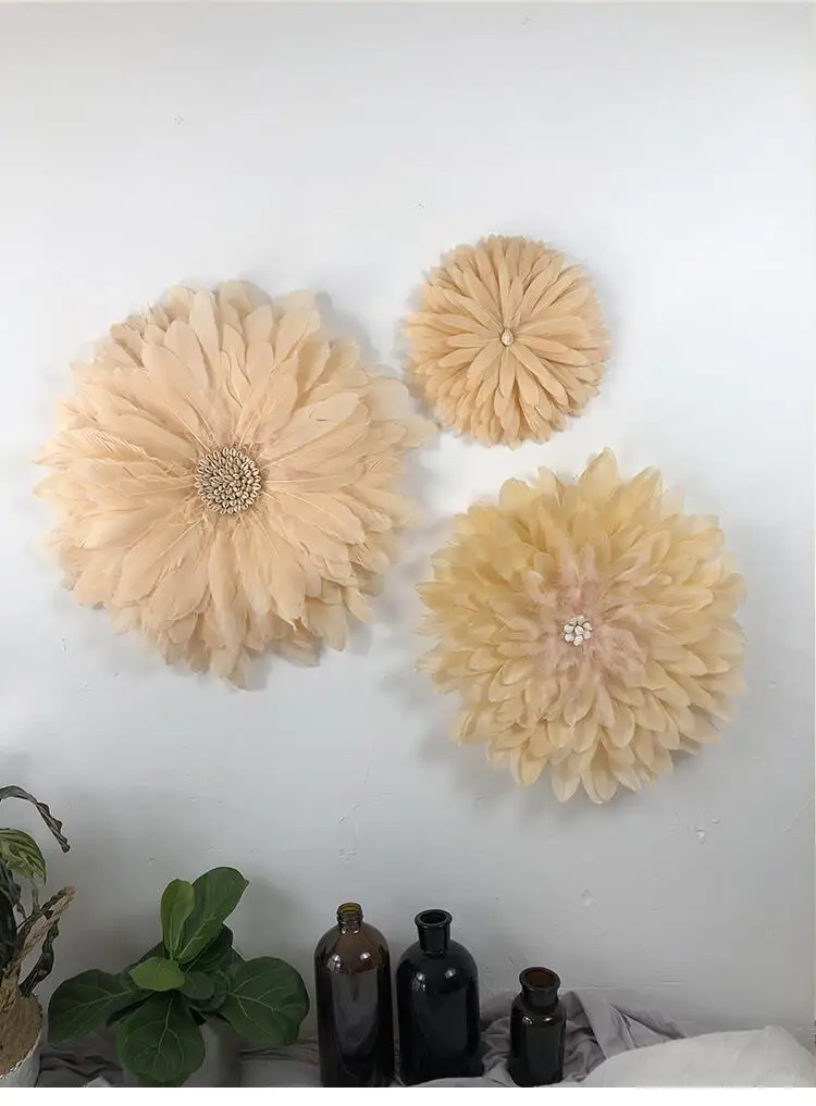 100% Hand-woven Room Decoration Handmade Feather Sunflowers Shape Nordic Style Wall Hanging Decoration Habitacion Decoracion