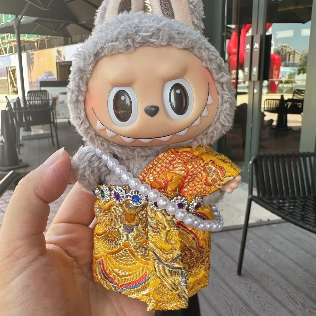 17 cm Labubu Thai-Kostüm, 1./2./3. Generation, passend für hochwertige traditionelle Thai-Outfits, Halloween-Puppen-Dekoration, Kleidung für süße Plüschtiere