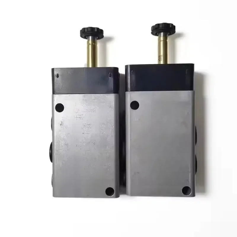 Pneumatic Solenoid Valve EF8320G174 220V 8320G186 220V Spot Inventory