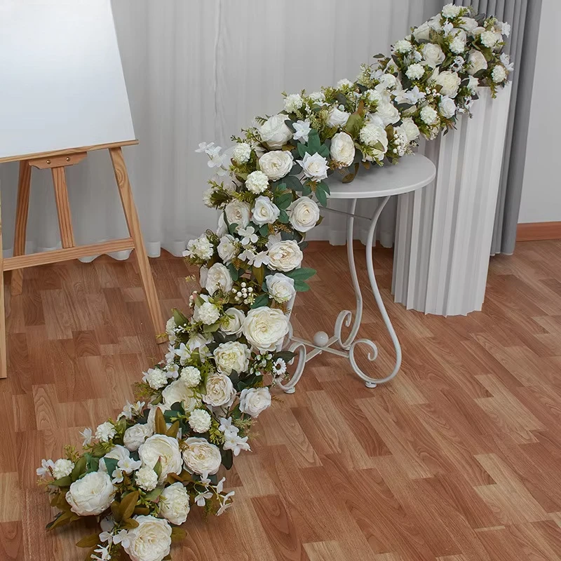 Floral europeo con fondo de boda hecho a mano, fila larga de flores artificiales, arco de flores decorativo, Día de San Valentín