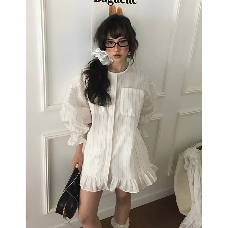 

Harajuku Striped Shirts Women Fashion Streetwear White Flare Long Sleeve Blouses Ladies Y2K Korean Pocket Design Casual Tops New
