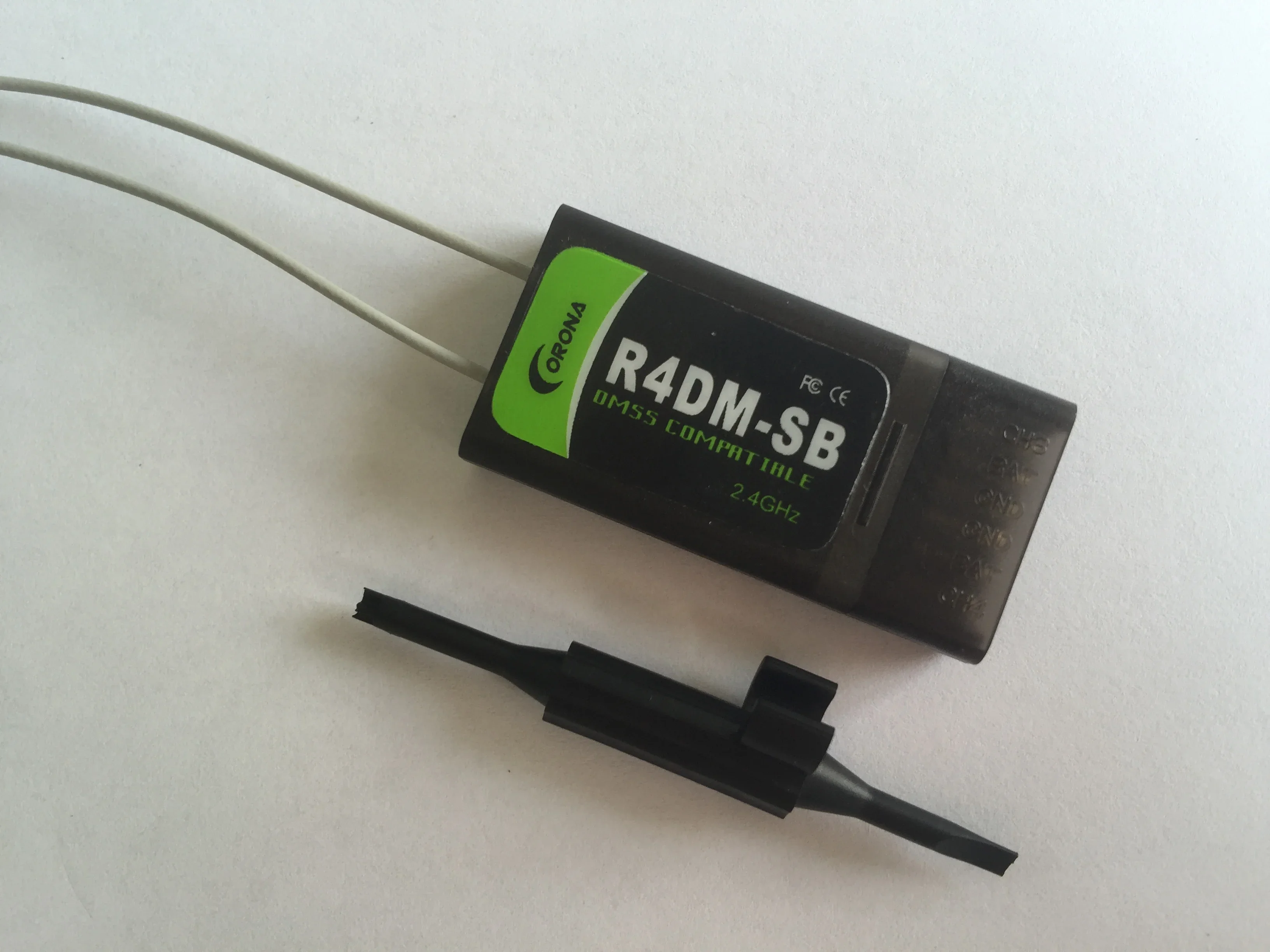 Corona R4DM-SB 2.4G 4CH DMSS Compatible Receiver with S.Bus