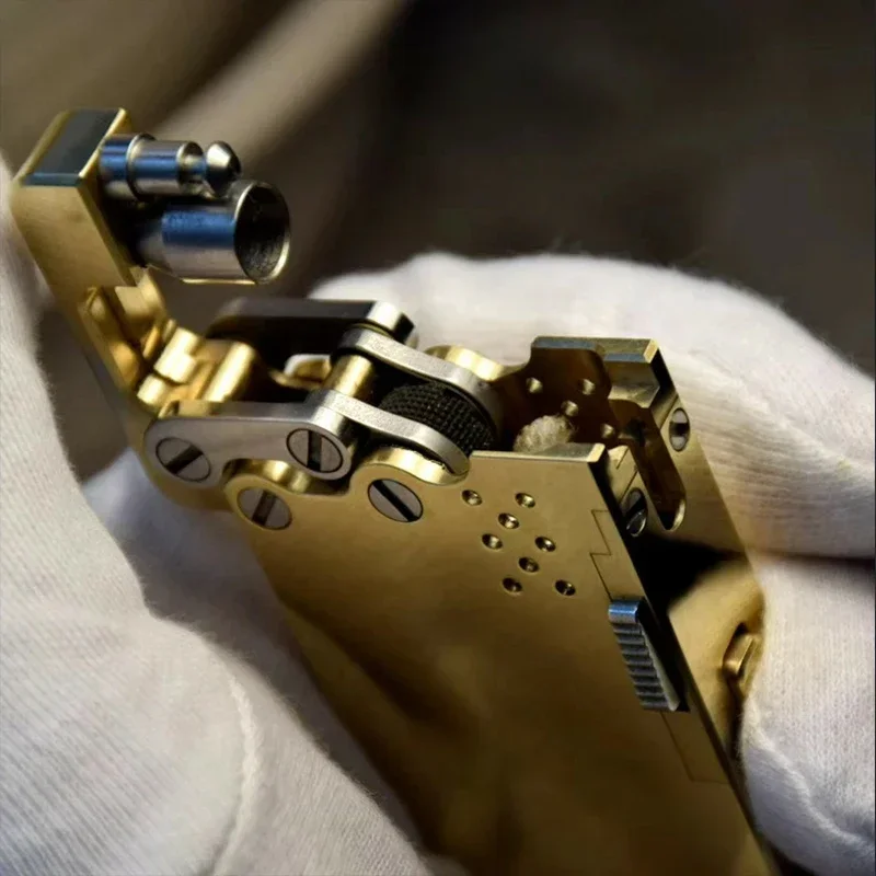 Handmade Brass Mechanical Automatic Ignition Gasoline Lighter and Titanium Alloy Material with Gift Box