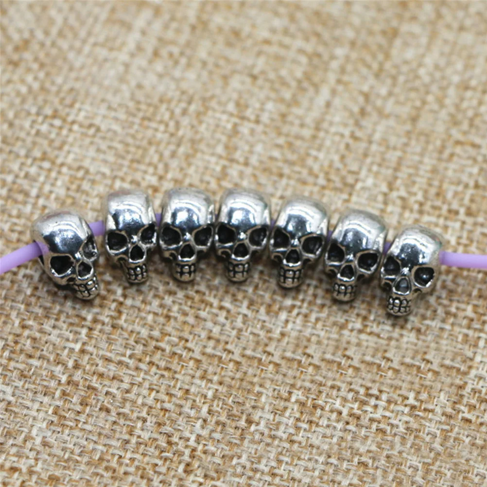 

Набор из 50 бусин-подвесок в виде черепов для рукоделия, идеальный подарок для любителей творчества, для украшения телефонов, брелоков, цепочек для свитеров