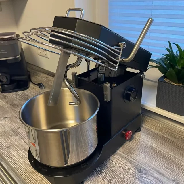 Commercial Countertop Removable Bowl Slient Working Digital Control Display Board Baking Machine Dough Mixer