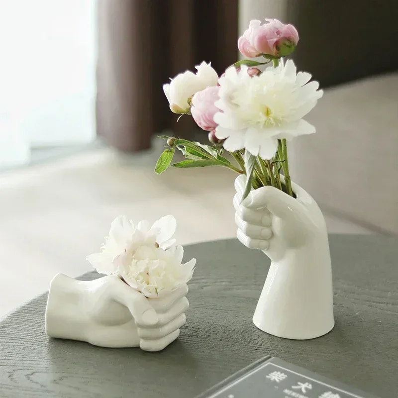 

Porcelain Hand Vase For Flowers Creative Ceramic Vase Collectible Art Nordic Home Accessories Decoration New Flower Planter M77