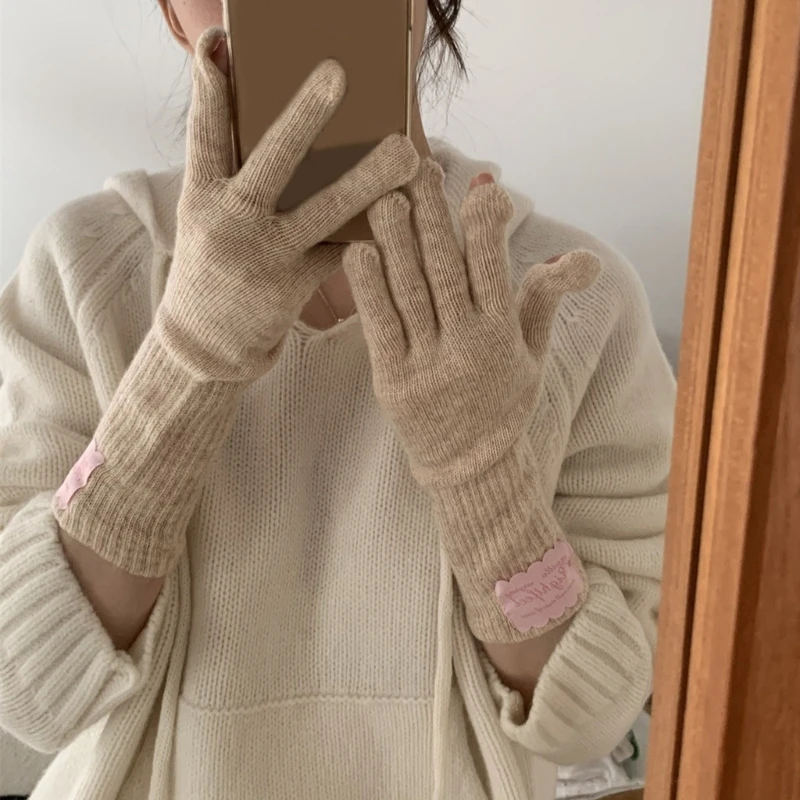 Knitted Long Gloves With Label Patched Decors Finger Touch Hole Arm Wrist Protector Gloves For Women Students Winter Wear