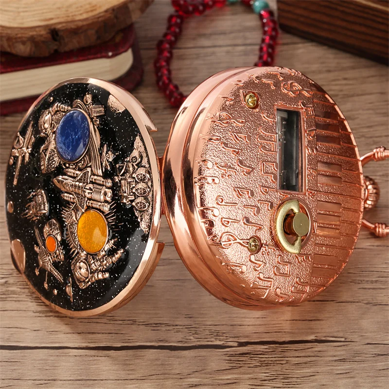 Steampunk-Stil Weltraum-Astronaut Musikalische Quarz-Taschenuhr mit Melodie aus dem Film „Castle in the Sky“, neuartige Zeitmesser mit Anhängerkette – Detail 9