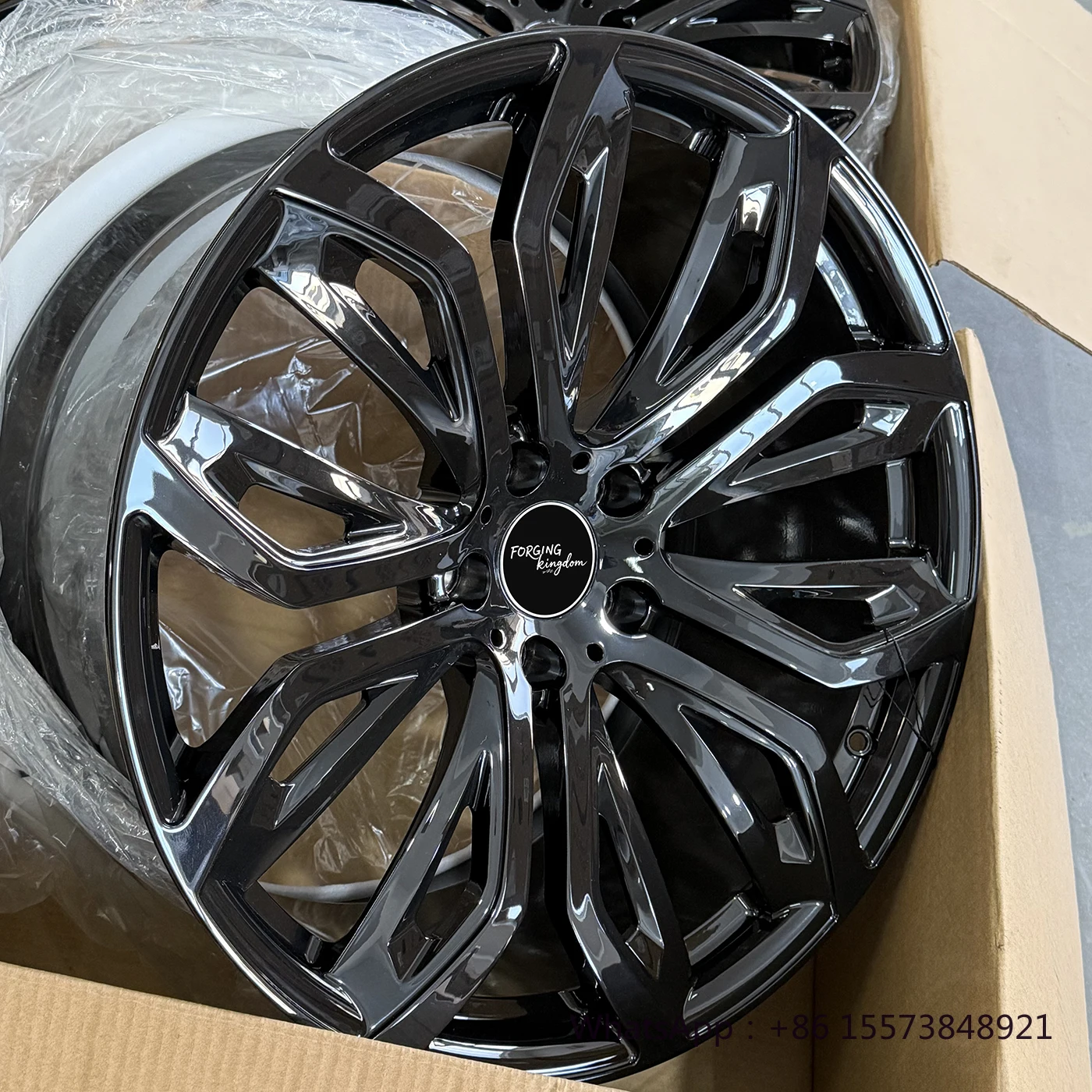 

OEM Custom High-Quality Alloy Wheels - Wholesale Forged Custom Rims for Luxury Cars