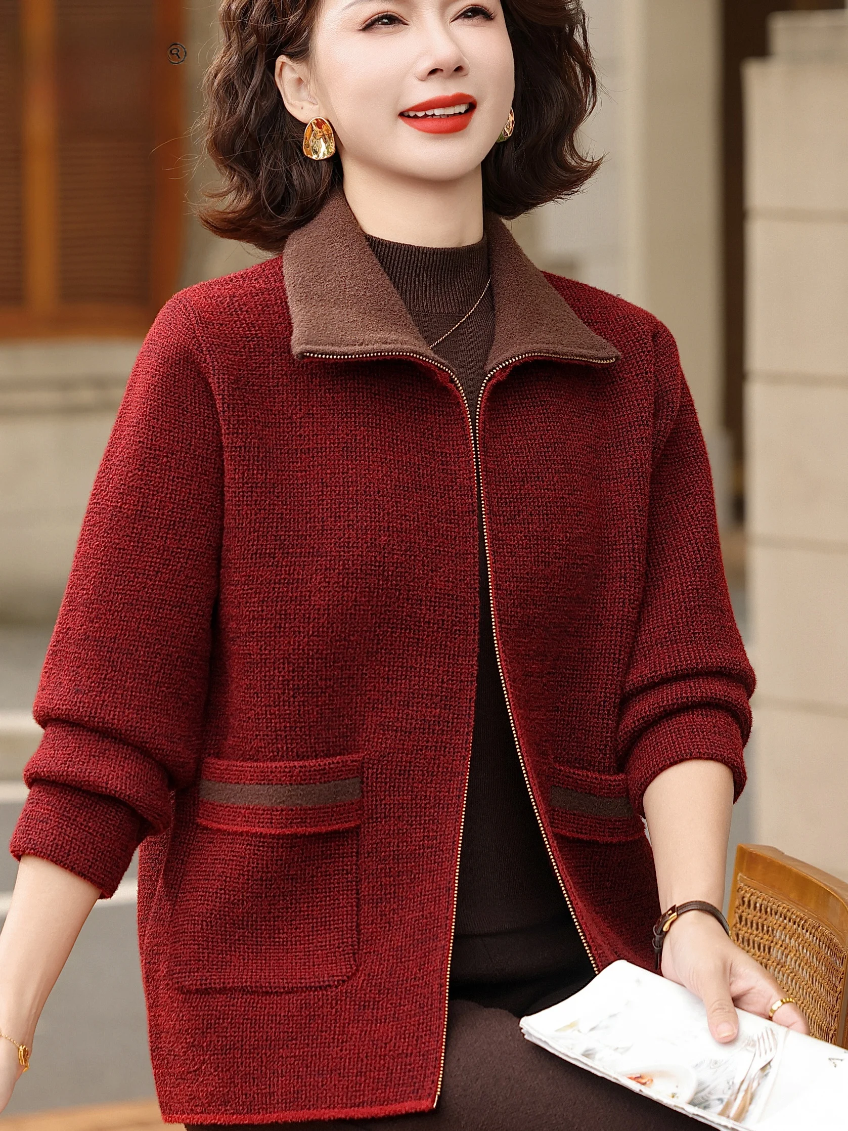 

Теплое шерстяное пальто Sli для мамы, осень-зима, новое свободное женское пальто с воротником на молнии, модная верхняя одежда для среднего возраста...