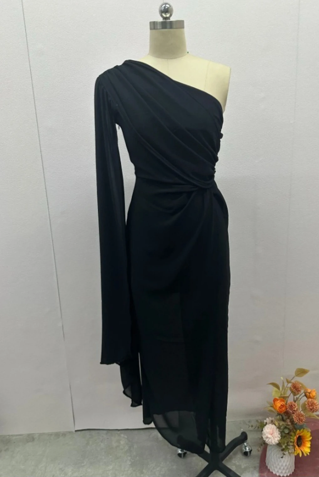 Sexy Etui-Chiffon-Kleid für die Brautmutter, elegant, einschulterig, hoch geschlitzt, bodenlang, Abendkleider 2025, kostenlos individuell gestaltet