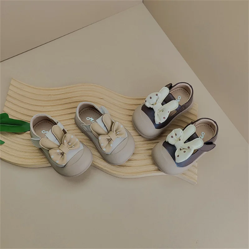ربيع جديد حذاء طفل للفتيات الجلود فراشة عقدة طفل الأميرة أحذية لينة وحيد في الهواء الطلق موضة أطفال حذا فردي للسيدات