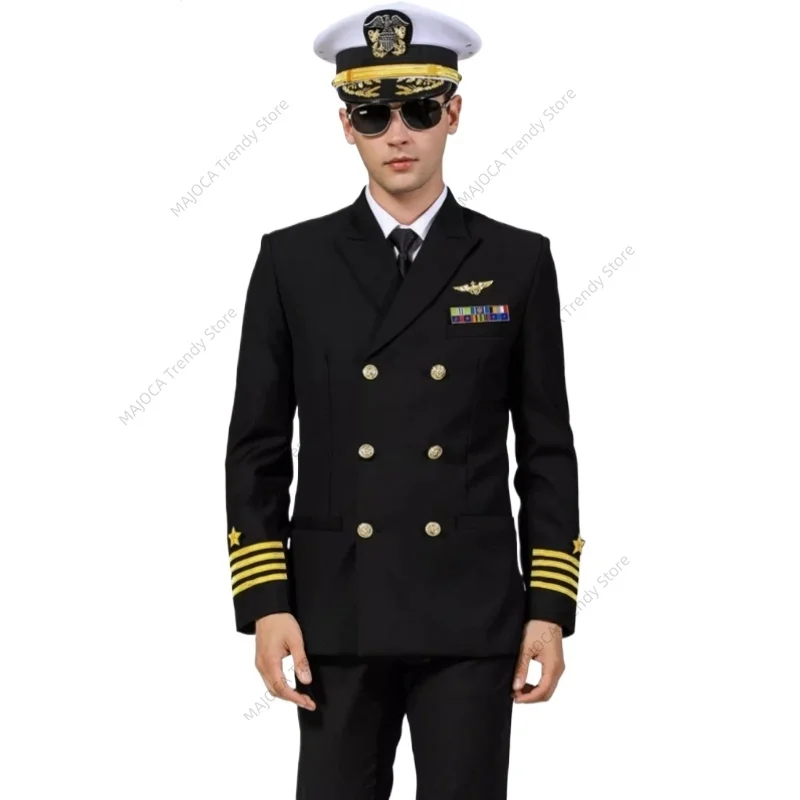 Męski mundur formalny i wieczorowy oficera marynarki wojennej USA, czarny mundur oficerski marynarki wojennej USA.