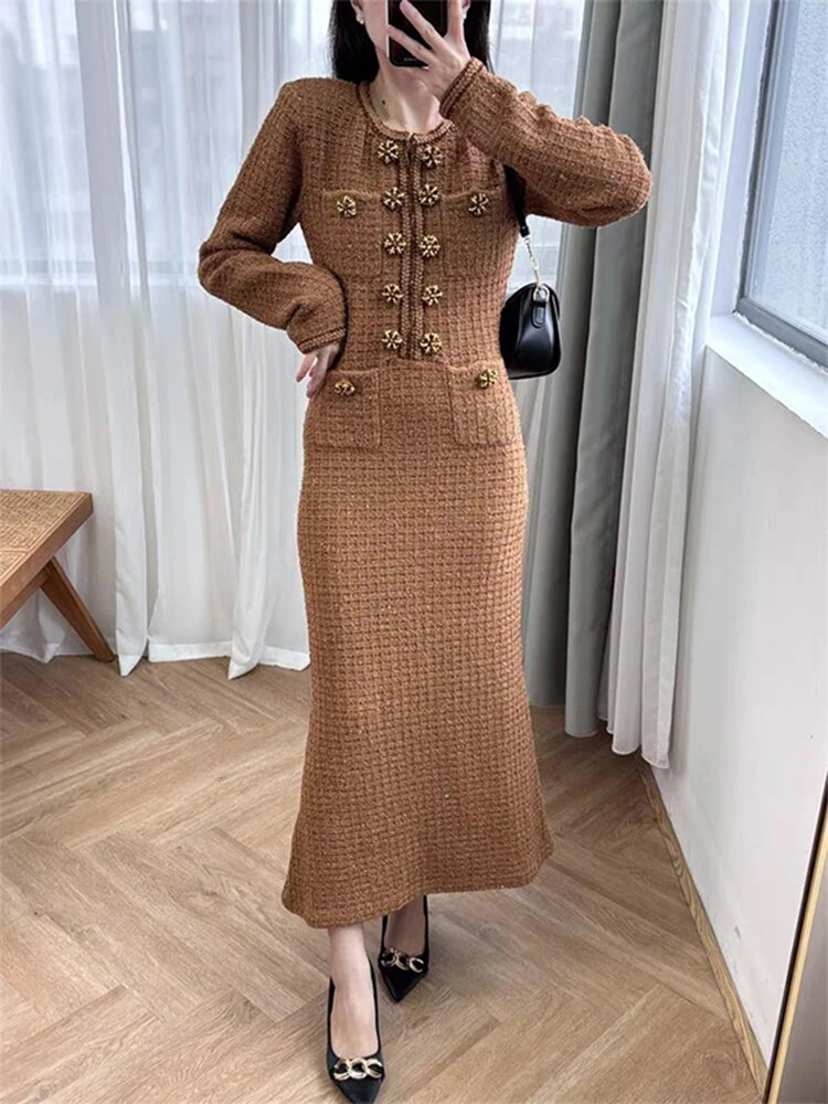 Double-breasted round neck long-sleeved women\'s dresses temperament retro brown Slim long dress 2024 Autumn New