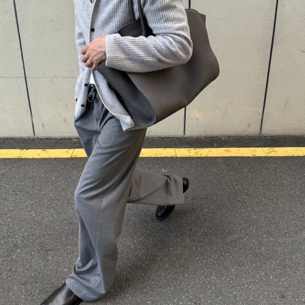 

Gray Luxurious and Elegant Drawstring Trousers Man Pants