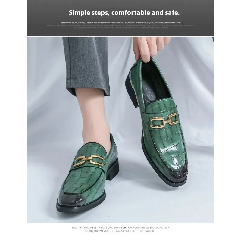 2026 new merchant leather shoes men's casual pressed plaid leather pointy 46 plus-size Metal Pressed Floral Loafers