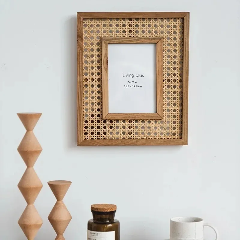 

Solid Wood Picture Frame Wooden Border Frame Ornament Wall Hanging Decor Memorial Family Photo Craft Holder Handmade Rattan Gift