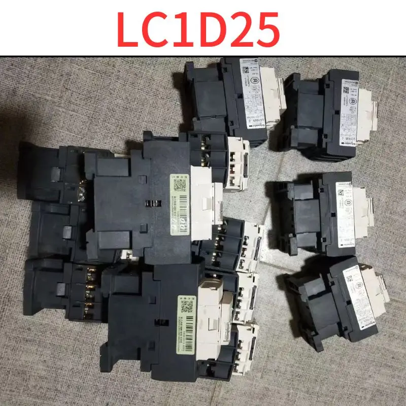 

Second-hand AC connector LC1D25 with good quality and voltage of 220V