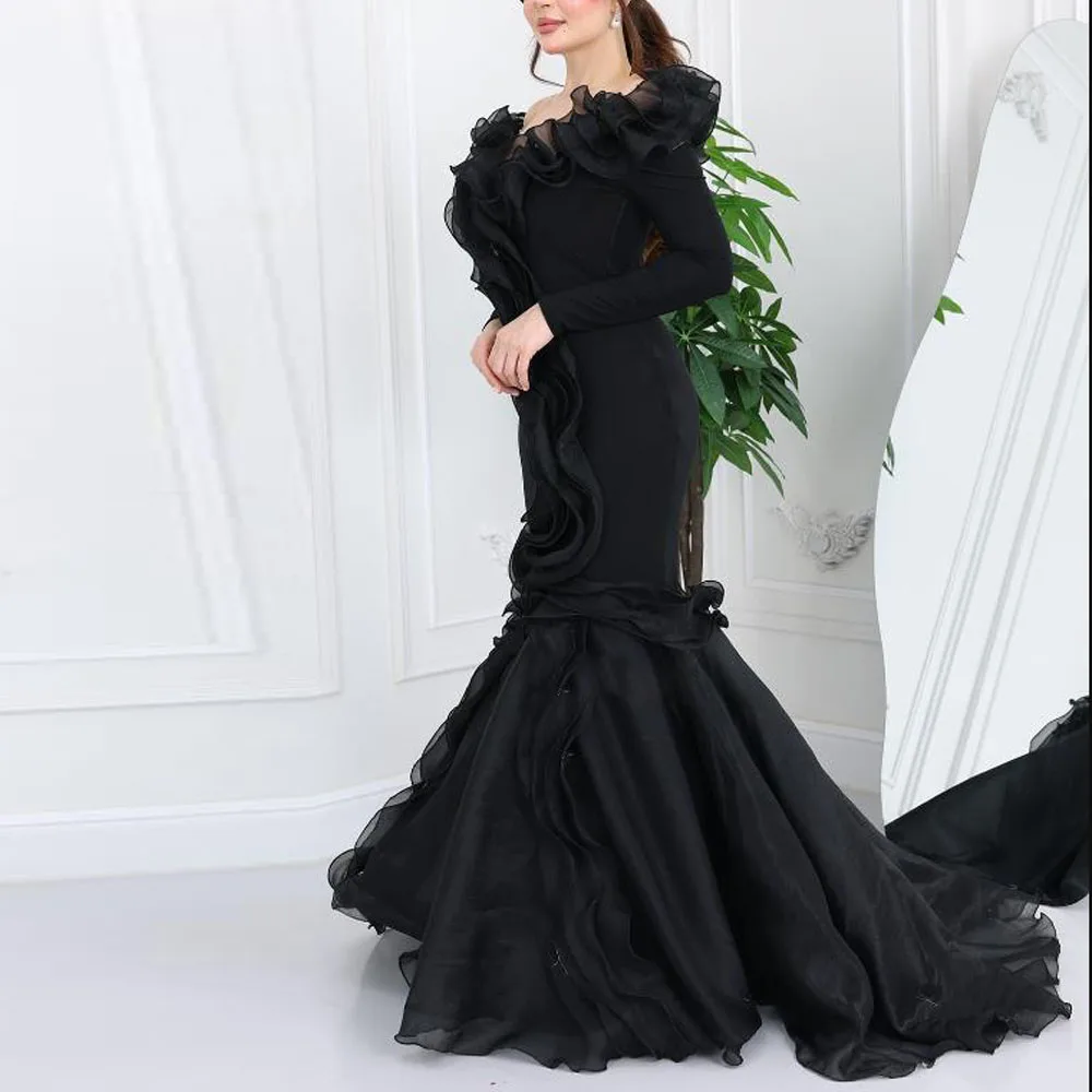 Maßgeschneidertes Abendkleid im Meerjungfrau-Stil mit Rüschen, Varaxima – Verlobungskleid mit V-Ausschnitt und langen Ärmeln