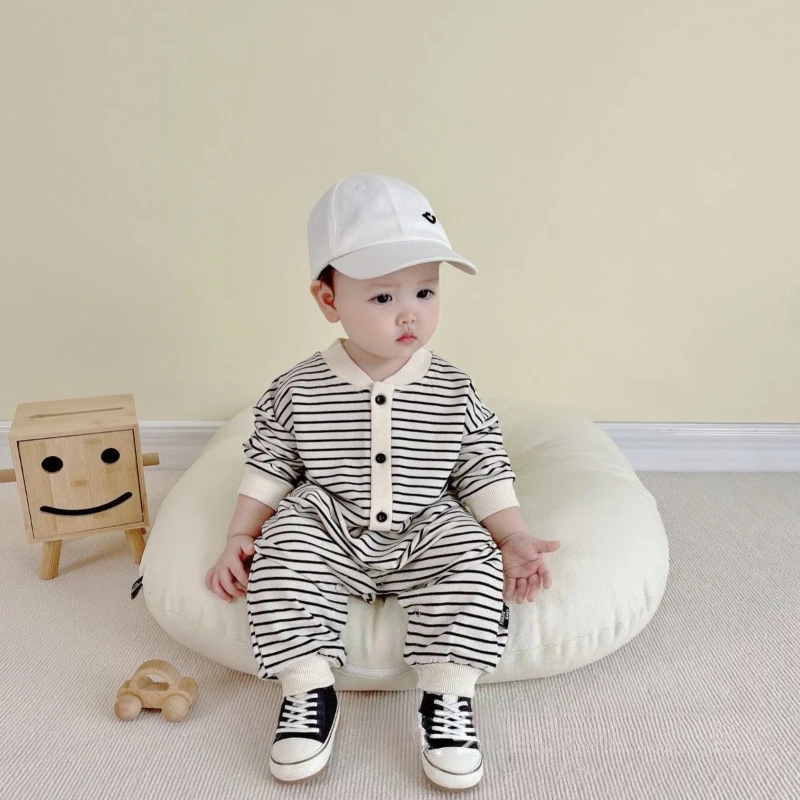 

Baby Long-Sleeve Romper for Spring & Autumn Boys & Girls Striped Crew Neck Jumpsuit Infant Cozy Onesie for Christmas