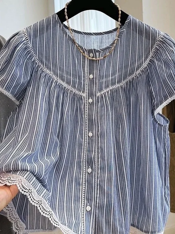 

plus Size Women's Summer Casual Thin Shirt Striped Short Sleeve Lace Patchwork Bubble Women's Sweet Style Polyester Fiber