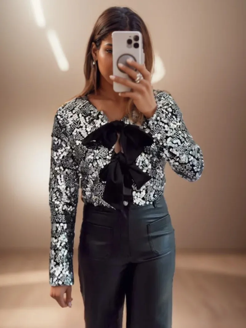 

2024 Winter New Autumn Black Sliver Bow Tie Jacket for Women Coats Women Street Fashion Christmas Sequin Bow Short Coat Jackets