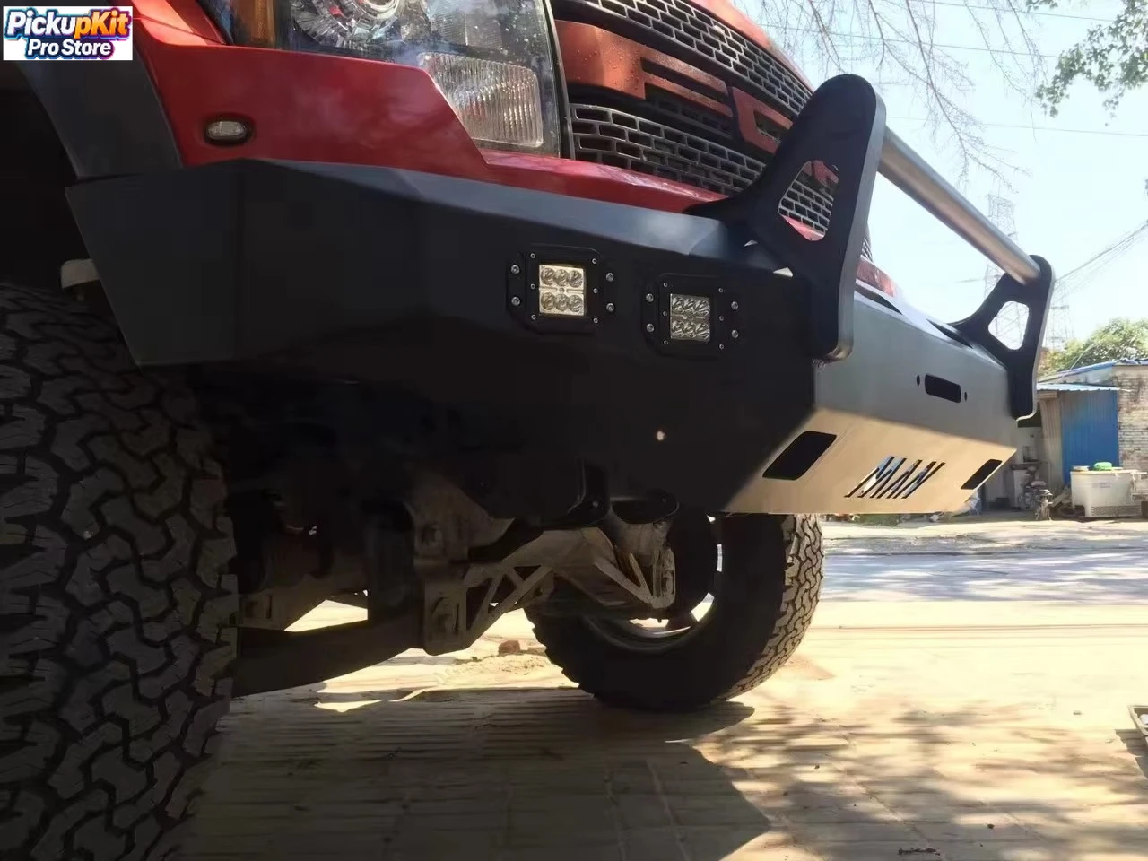 

Classic Steel Front Bumper Bull Bar with Dual D‑Rings for F150 Raptor P415