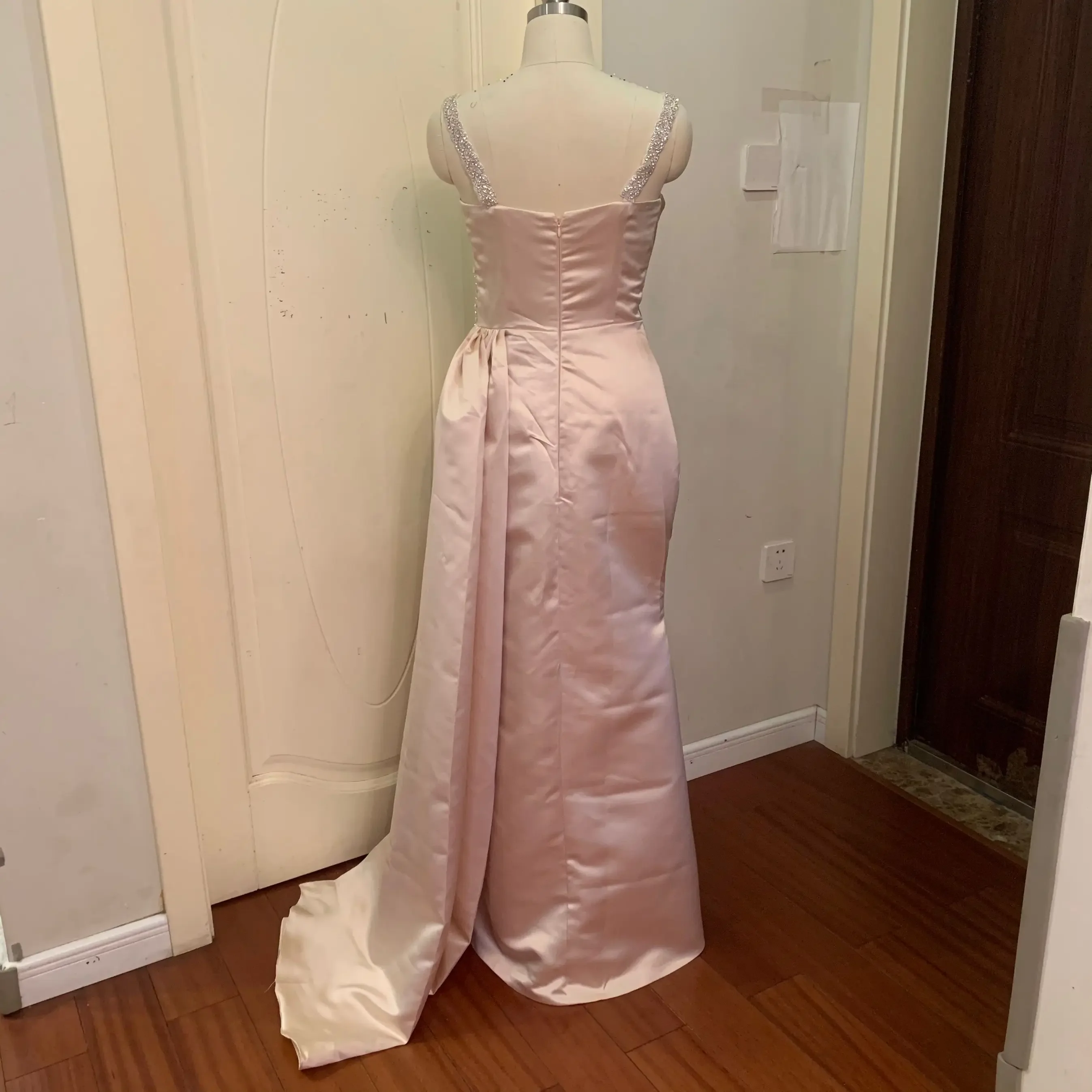 Robe de Bal Longue de Forme Sirène pour Femme, Tenue de Soirée, Champagne, Fente Haute, Bateau, Encolure Perlée, Bretelles Spaghetti, Quel que soit l'Élégant, Luxe Turc, 2024