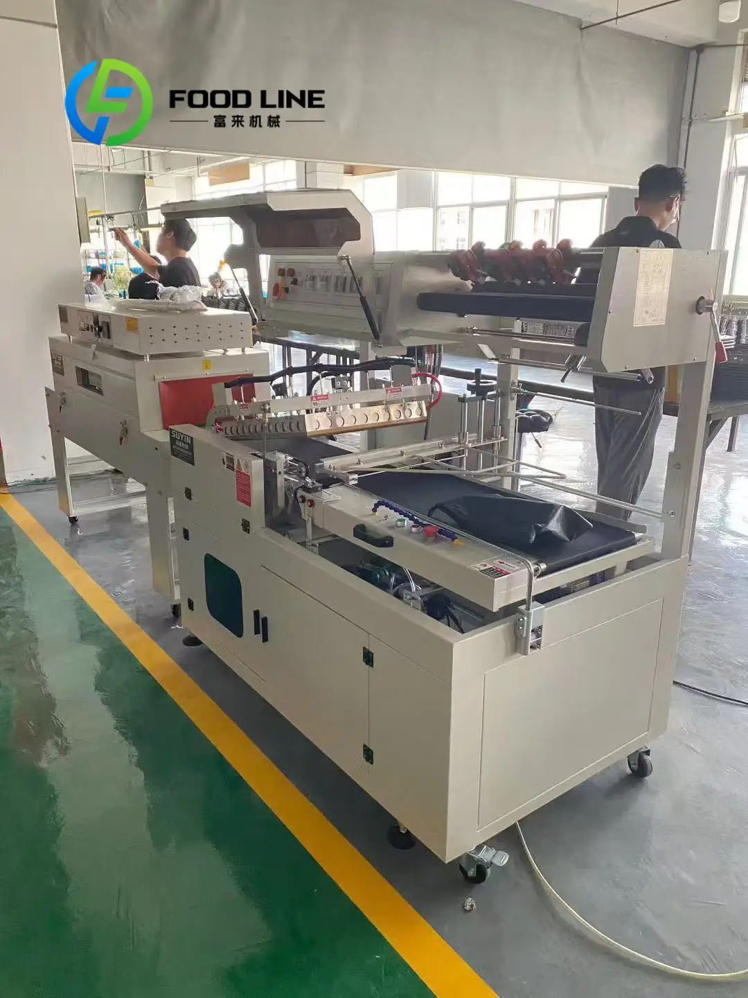 Automatic Sealing Cutting Shrinking Machine for Gift Box Tableware Courier Packaging Various Products High Quality Customize view 4