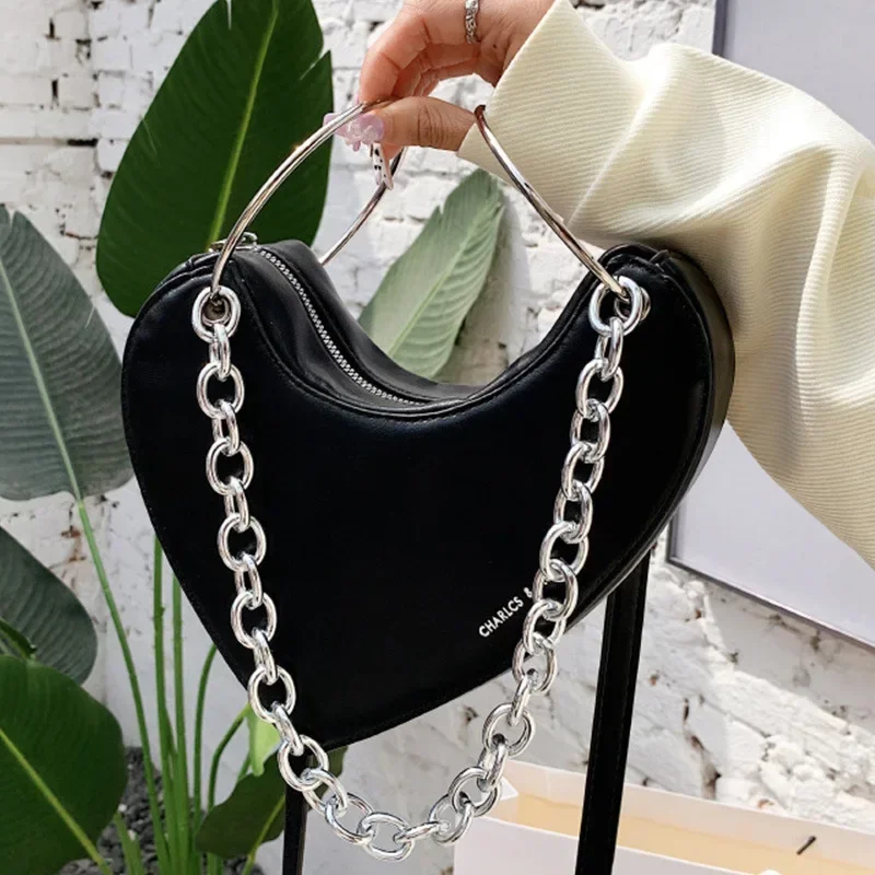 

Niche Fashion Design Sense Heart Shape Bag Women's New Versatile Chain Bag Fashionable One Shoulder PU Leather Underarm Bag