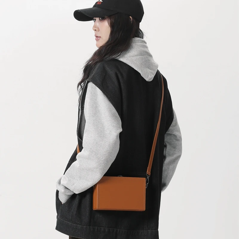 Minimalist Vintage Hard Box Shoulder Bag Women Smooth PU Rectangle Crossbody Purse Adjustable Strap Simple Daily Mini Clutch