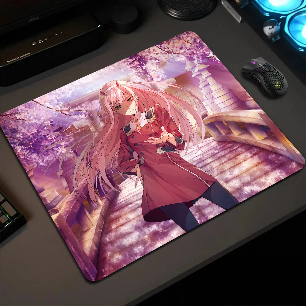 

Darling In The FranXX Anime Mousepad Small LockEdge Mouse Pad For Gamers Computer Desk Pad Anti-slip Rubber