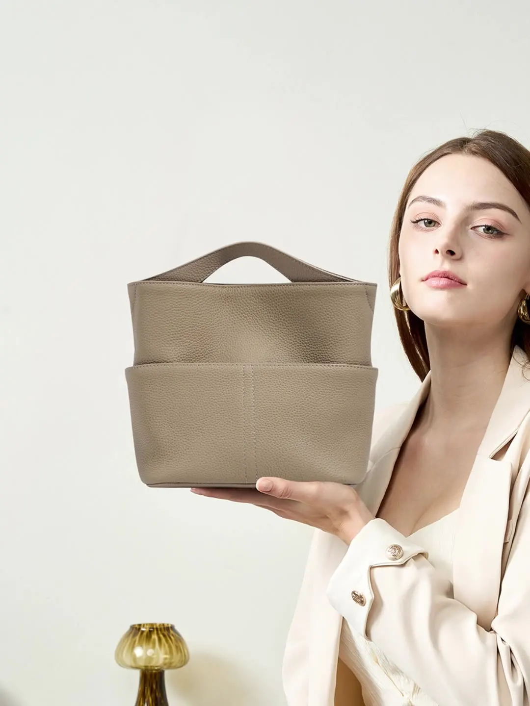 

Luxury Women Tote Bags Solid Genuine Cowhide Handbags Large Capacity Female Daily Commute Crossbody Packs Water Bucket Handbag