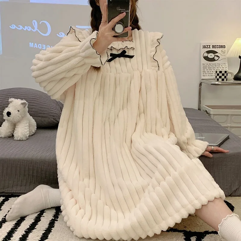 Winter New Coral Fleece Nightdress Women Autumn Winter Mid-Length Cartoon Pajamas Female Warm Velvet Padded Thicken Night Dress