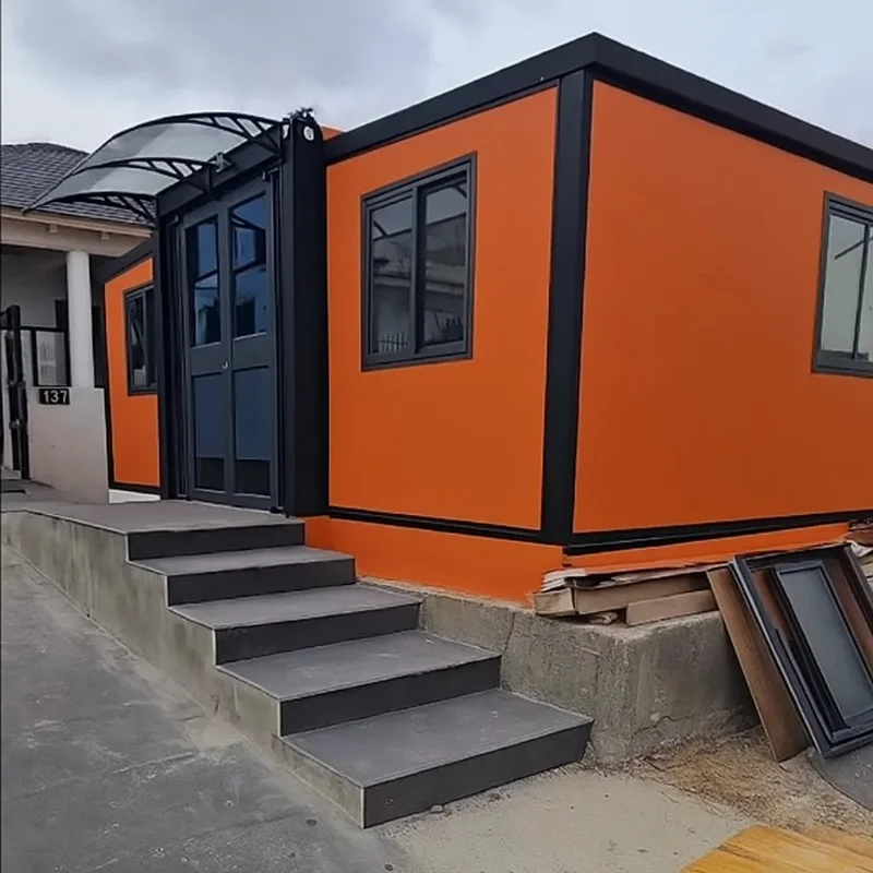 YG Customized Prefab Expandable Container House 40ft 20ft Steel Tiny Home Luxury Modular Prefabricated Houses Portable Homes For