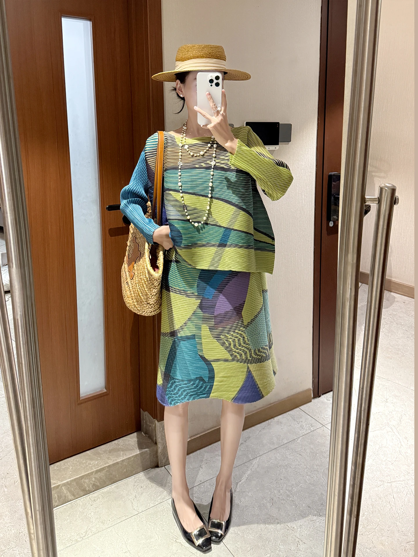 2026 Spring New Women Set Geometric Pattern Printed T-shirt High Waist Casual Loose Large Skirt Fashion Casual Female Clothing