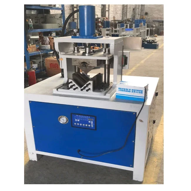 

Профессиональное производство высокопроизводительной круговой штамповочной машины с закругленными трубками и V-образным вырезом новейшего дизайна