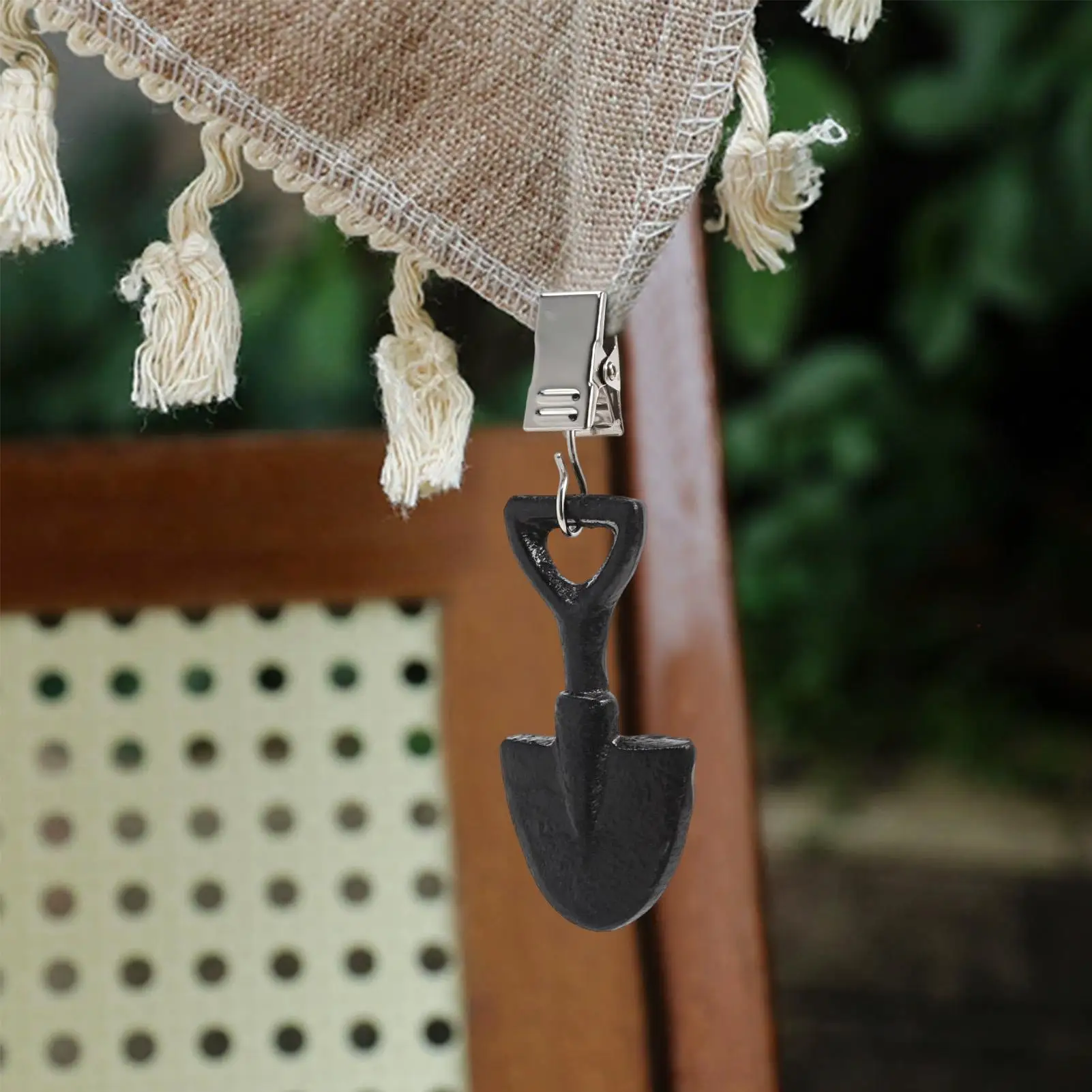 Tablecloth Counterweight 4 Pcs Windproof Heavy Clip Shovel Shape Metal Pendant Table Cover Weight For Patio Picnic Garden Caming